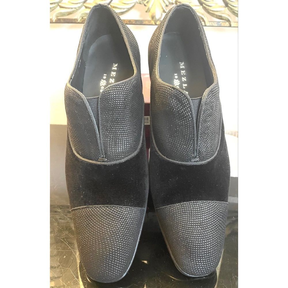 Mezlan Cap Toe Slip On Dress Loafers Men’s Black Velvet Shoes Size 10 M